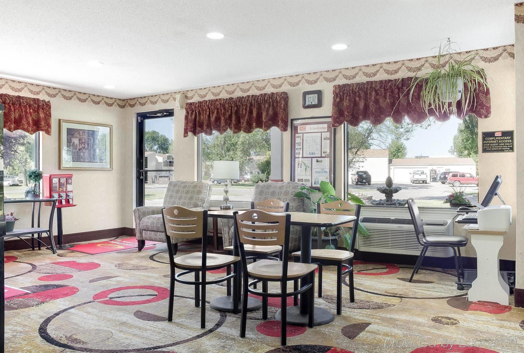 Econo Lodge Grand Forks Ngoại thất bức ảnh